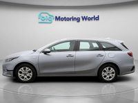Usado Kia Ceed 2024 Prateado Citadino