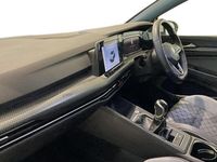 Used VW Golf VIII R-line 130 HP (95 kW) 2021 White Hatchback