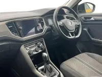Used VW T-Roc Design 150 HP (110 kW) 2020 Yellow SUV