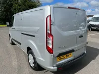 Used Ford Transit Custom Limited 130 HP (95 kW) 2022 Silver Van