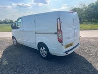 Usado Ford Transit Custom Limited 130 HP (95 kW) 2017 Branco Van