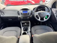 Used Hyundai ix35 115 HP (84 kW) 2015 White SUV