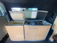 Begagnad VW Transporter R 130 HK (95 kW) 2006 Silver Van