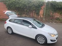 Second-hand Vauxhall Astra Design Edition 134 CP (98 kW) 2016 Alb Break