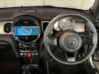 Usado Mini Cooper S Exclusive 176 HP (129 kW) 2023 Prateado Citadino