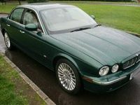 Used Jaguar XJ 204 HP (150 kW) 2005 Silver Sedan