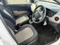 Used Hyundai i10 67 HP (49 kW) 2016 White Hatchback