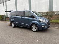 Usado Ford Tourneo Titanium 130 HP (95 kW) 2022 Azul Monovolume