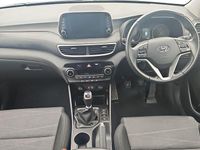Used Hyundai Tucson SE 132 HP (97 kW) 2018 Grey SUV