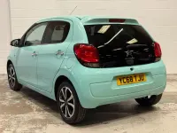 Used Citroën C1 Flair 71 HP (52 kW) 2018 Green Hatchback