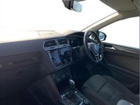 Second-hand VW Tiguan SEL 190 CP (139 kW) 2020 Negru SUV