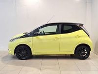 Used Toyota Aygo X-cite 68 HP (50 kW) 2017 Yellow Hatchback