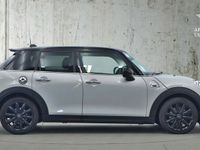 Used Mini Cooper S Classic 189 HP (139 kW) 2019 Silver Hatchback