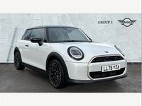 Usado Mini Cooper Exclusive 114 kW (156 CV) 2026 Blanco Utilitario