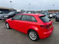 Used Audi A3 Sportback Business 105 HP (77 kW) 2014 Red Hatchback