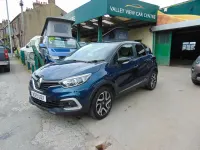 Used Renault Captur Iconic 90 HP (66 kW) 2019 Blue SUV