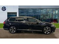 Used VW Passat Advance 218 HP (160 kW) 2022 Black Estate