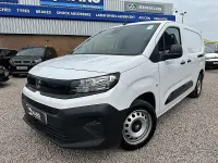 Used Vauxhall Combo 100 HP (73 kW) 2024 White MPV