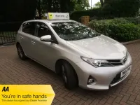 Used Toyota Auris 132 HP (97 kW) 2015 Silver Hatchback