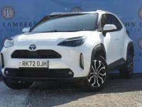 Used Toyota Yaris Design 116 HP (85 kW) 2022 White Hatchback