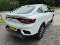 Used Renault Arkana Iconic 2022 White SUV