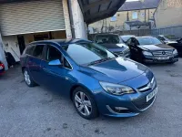 Second-hand Vauxhall Astra SRi 136 CP (100 kW) 2014 Albastru Break