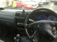 Used Toyota HiLux 102 HP (75 kW) 2002 Pickup