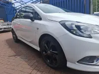 Used Vauxhall Corsa Edition 70 HP (51 kW) 2015 White Hatchback