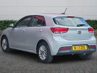 Used Kia Rio 84 HP (61 kW) 2017 Silver Hatchback