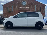 Used VW up! Black Edition 65 HP (47 kW) 2021 Pure white Hatchback