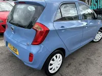 Used Kia Picanto 69 HP (50 kW) 2011 Blue Hatchback