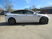 Usado Tesla Model 3 235 kW (320 HP) 2021 Branco Sedan
