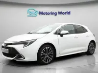 Used Toyota Corolla Design 140 HP (102 kW) 2024 White Hatchback