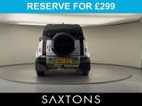 Used Land Rover Defender SE Dynamic 250 HP (183 kW) 2022 Hakuba silver SUV
