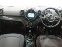 Used Mini Cooper 136 HP (100 kW) 2018 Red Hatchback