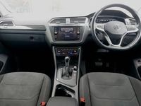 Begagnad VW Tiguan Elegance 150 HK (110 kW) 2022 Svart SUV