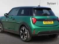 Used Mini Cooper Hatch 113 kW (154 HP) 2025 Green Hatchback