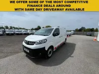 Used Vauxhall Vivaro Edition 100 HP (73 kW) 2019 White MPV