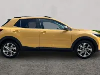 Used Kia Stonic GT-Line 99 HP (72 kW) 2024 Yellow SUV