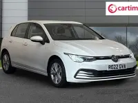 Second-hand VW Golf VIII Life 150 CP (110 kW) 2022 Alb Hatchback
