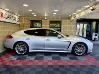 Used Porsche Panamera 300 HP (220 kW) 2015 Silver Hatchback