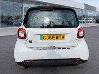 Used Smart ForTwo Electric Drive Premium 60 kW (82 HP) 2019 White Coupe