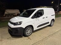 Used Citroën Berlingo 100 HP (73 kW) 2022 White MPV