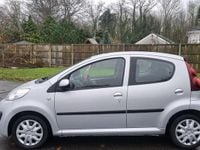 Used Peugeot 107 Active 68 HP (50 kW) 2012 Silver Hatchback