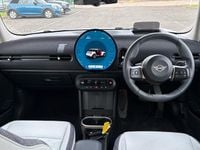 Usado Mini Cooper Classic 204 HP (150 kW) 2024 Branco Citadino
