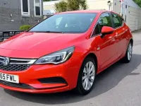 Używany Vauxhall Astra Design Edition 100 KM (73 kW) 2016 Czerwony Hatchback
