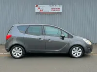 Used Vauxhall Meriva 100 HP (73 kW) 2010 Grey MPV