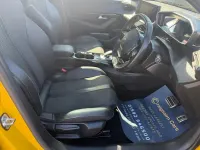 Used Peugeot e-208 GT-line 100 kW (136 HP) 2020 Yellow Hatchback