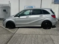 Used Mercedes B180 122 HP (89 kW) 2012 Silver Hatchback