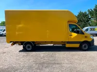 Used Mercedes Sprinter Progressive 140 HP (102 kW) 2020 Yellow Van